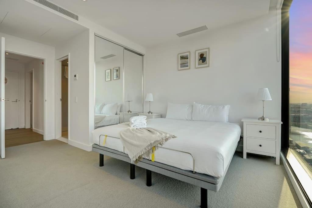 Apartamento Wake Up In Front Of Water Bay Beckons- 2B2B1C Melburne Exterior foto