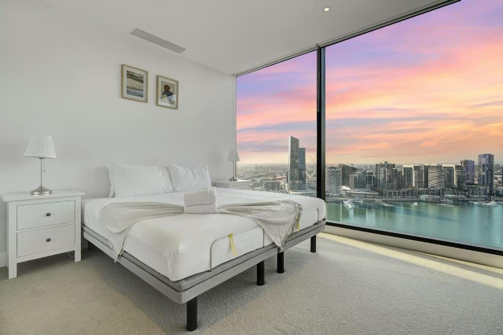 Apartamento Wake Up In Front Of Water Bay Beckons- 2B2B1C Melburne Exterior foto