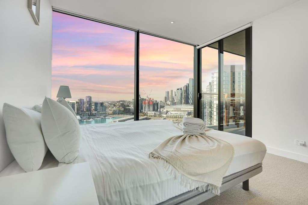 Apartamento Wake Up In Front Of Water Bay Beckons- 2B2B1C Melburne Exterior foto